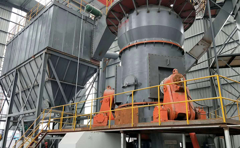 HLM2000立式磨粉機(jī)EPC項目客戶現(xiàn)場